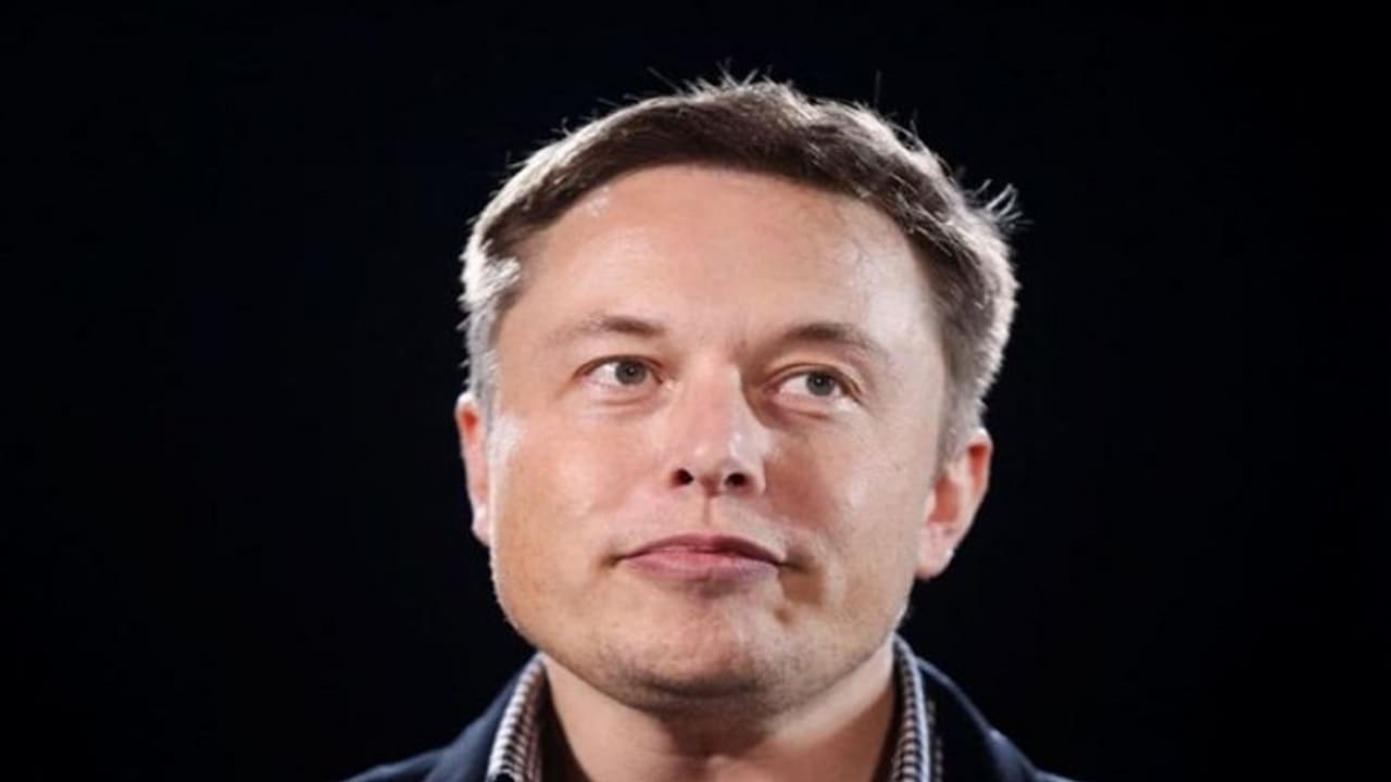 Bitcoin ने टेस्ला को दिया झटका, मार्केट कैप में आई 30 हजार करोड़ डॉलर की गिरावट Bitcoin ने टेस्ला को दिया झटका, मार्केट कैप में आई 30 हजार करोड़ डॉलर की गिरावट