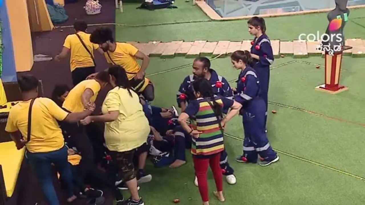 ಮನೆಯಲ್ಲಿ ವೈರಸ್ ಹಾವಳಿ.. ಬೀಪ್..ಬೀಪ್..ಬೀಪ್.. ಬೈಗುಳಗಳ ಸುರಿಮಳೆ ಮನೆಯಲ್ಲಿ ವೈರಸ್ ಹಾವಳಿ.. ಬೀಪ್..ಬೀಪ್..ಬೀಪ್.. ಬೈಗುಳಗಳ ಸುರಿಮಳೆ