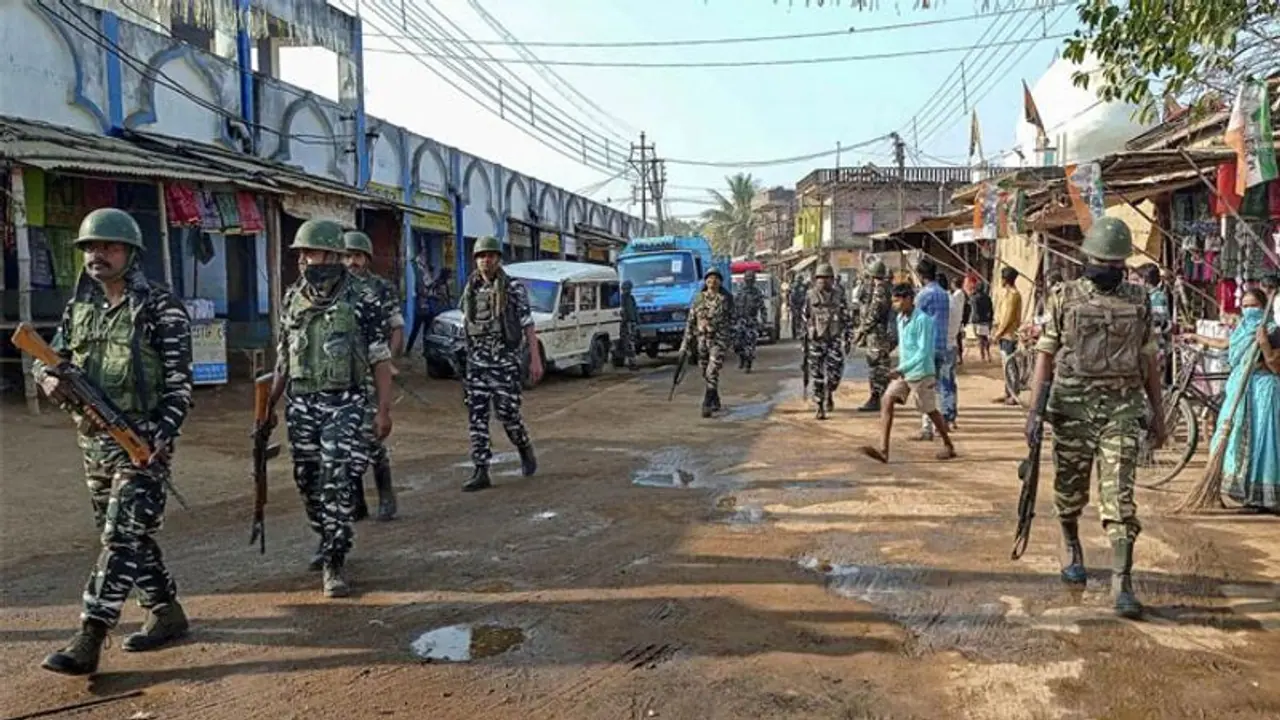 बंगाल चुनाव: चुनाव आयोग ने DGP बदले, पुराने अधिकारी को चुनाव की कोई जिम्मेदारी नहीं देने के निर्देश बंगाल चुनाव: चुनाव आयोग ने DGP बदले, पुराने अधिकारी को चुनाव की कोई जिम्मेदारी नहीं देने के निर्देश