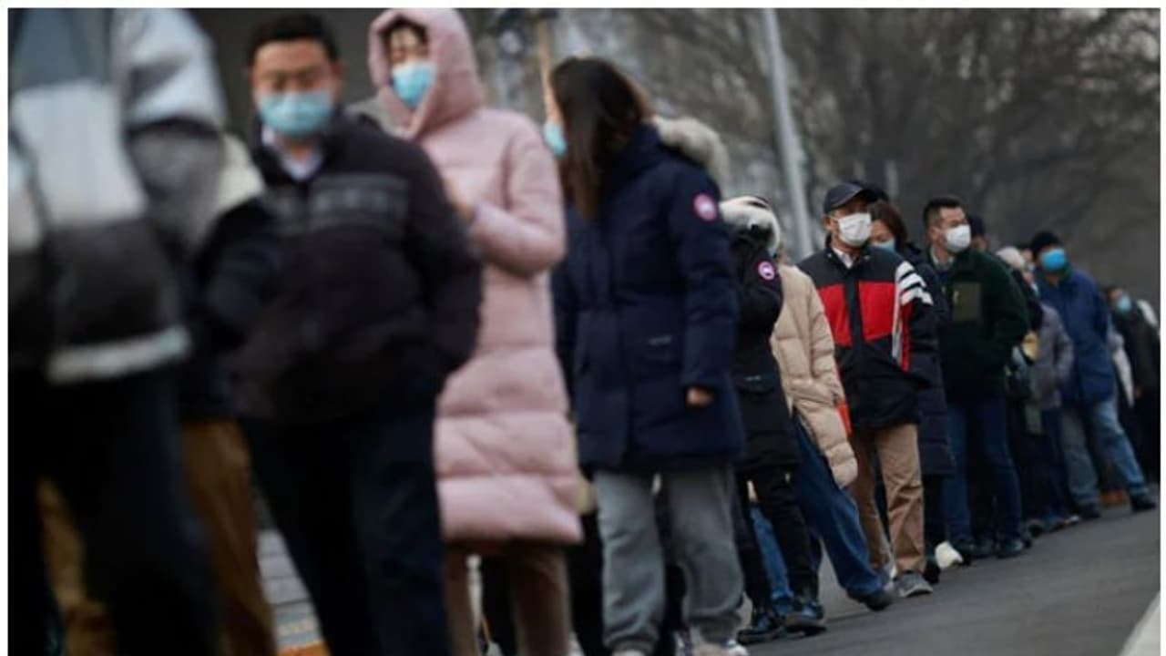 അതിർത്തി കടന്ന് യാത്ര ചെയ്യുന്നവർക്ക് കൊവിഡ് വാക്സിനേഷൻ സർട്ടിഫിക്കറ്റ് നൽകി ചൈന അതിർത്തി കടന്ന് യാത്ര ചെയ്യുന്നവർക്ക് കൊവിഡ് വാക്സിനേഷൻ സർട്ടിഫിക്കറ്റ് നൽകി ചൈന