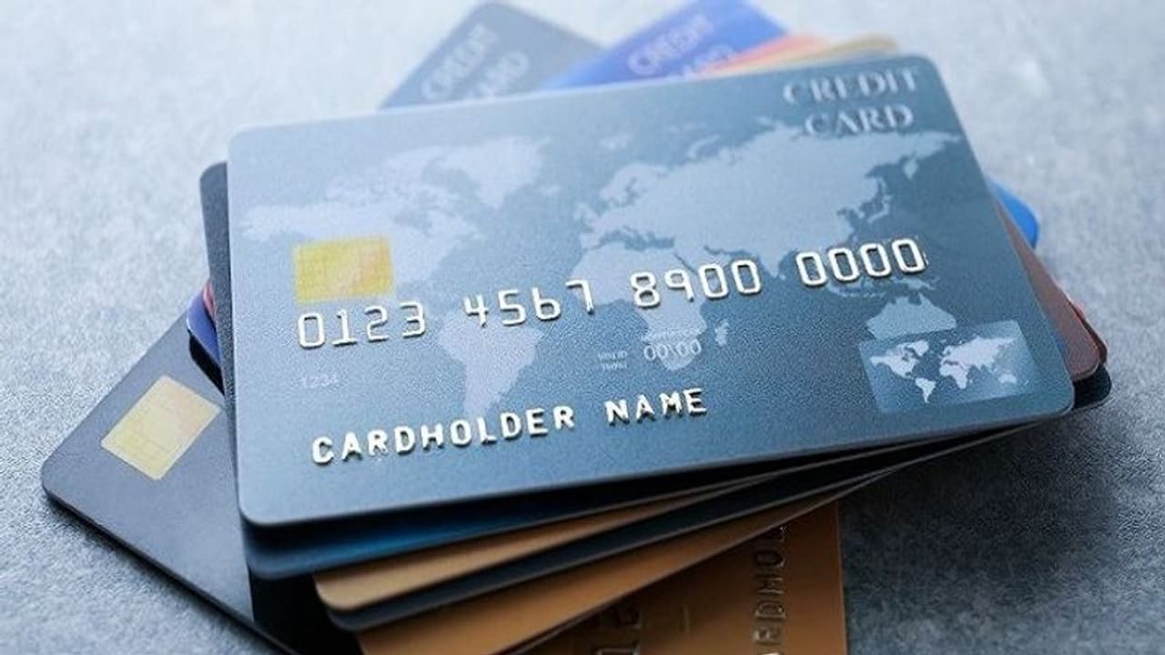 ব্যাঙ্ক অফ ইন্ডিয়ার সঙ্গে জোট আইআরসিটিসির, ক্রেডিট কার্ডে এসি কামরার টিকিটে মিলবে বিরাট ছাড় ব্যাঙ্ক অফ ইন্ডিয়ার সঙ্গে জোট আইআরসিটিসির, ক্রেডিট কার্ডে এসি কামরার টিকিটে মিলবে বিরাট ছাড়