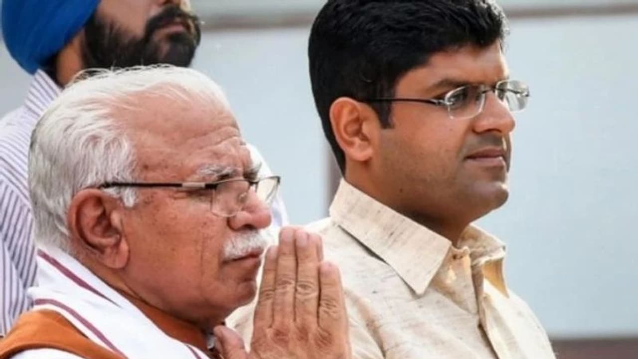 'अग्निपरीक्षा' में पास हुई खट्टर सरकार, जीता विश्वासमत..हरियाणा में बनी रहेगी बीजेपी जेजेपी सरकार 'अग्निपरीक्षा' में पास हुई खट्टर सरकार, जीता विश्वासमत..हरियाणा में बनी रहेगी बीजेपी जेजेपी सरकार