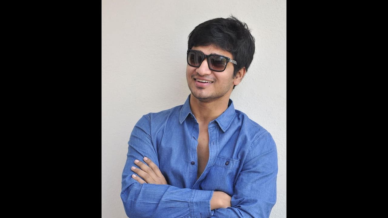 బ్రేకింగ్: షూటింగ్ లో ప్రమాదానికి గురైన హీరో నిఖిల్ బ్రేకింగ్: షూటింగ్ లో ప్రమాదానికి గురైన హీరో నిఖిల్