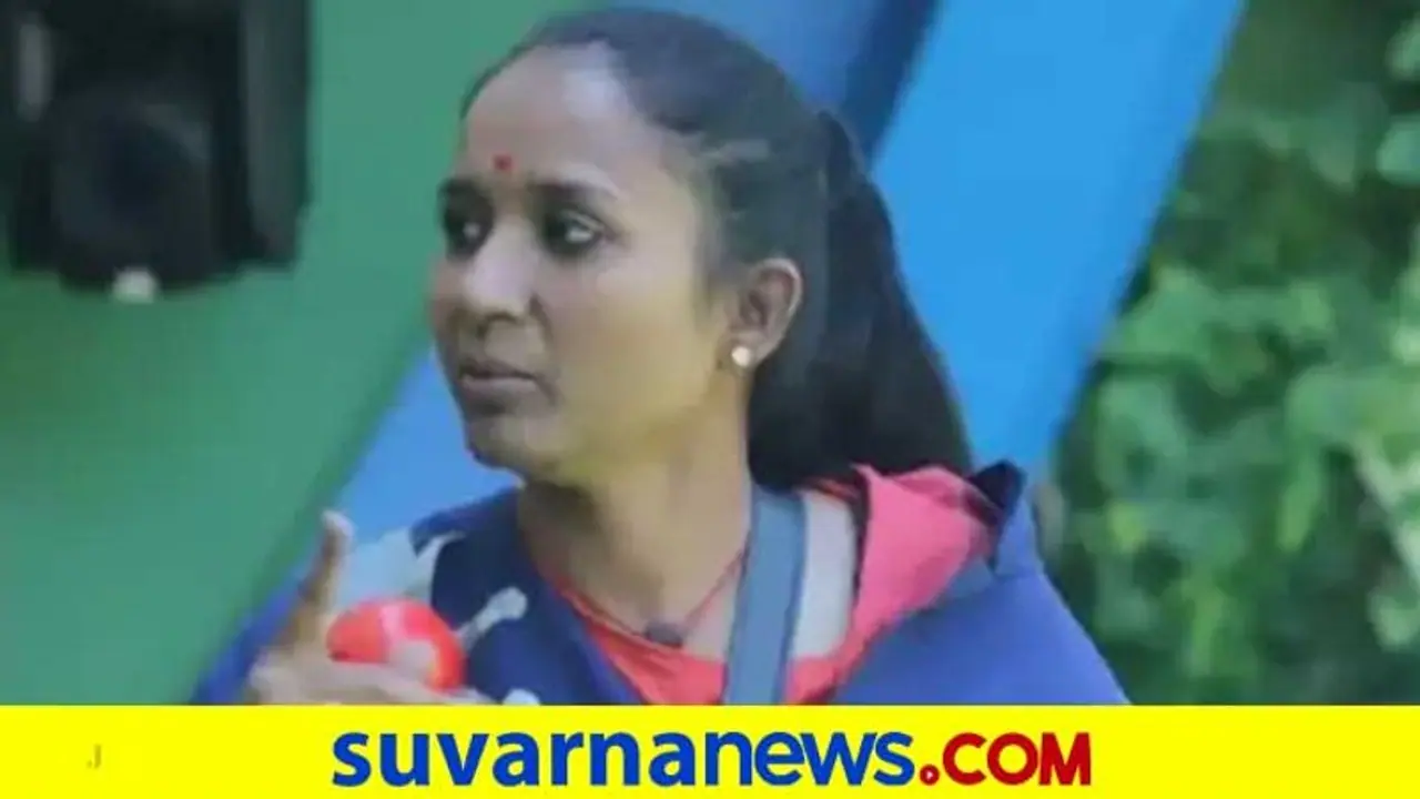 ಇವ್ರು ಹೀಗೆ ಮಾಡಿದ್ರೆ 16 ಜನ ಮಣ್ಣು ತಿನ್ನಬೇಕಾಗುತ್ತೆ; ನಿರ್ಮಲಾ ವಿರುದ್ಧ ಚಂದ್ರಕಲಾ ಗರಂ! ಇವ್ರು ಹೀಗೆ ಮಾಡಿದ್ರೆ 16 ಜನ ಮಣ್ಣು ತಿನ್ನಬೇಕಾಗುತ್ತೆ; ನಿರ್ಮಲಾ ವಿರುದ್ಧ ಚಂದ್ರಕಲಾ ಗರಂ!