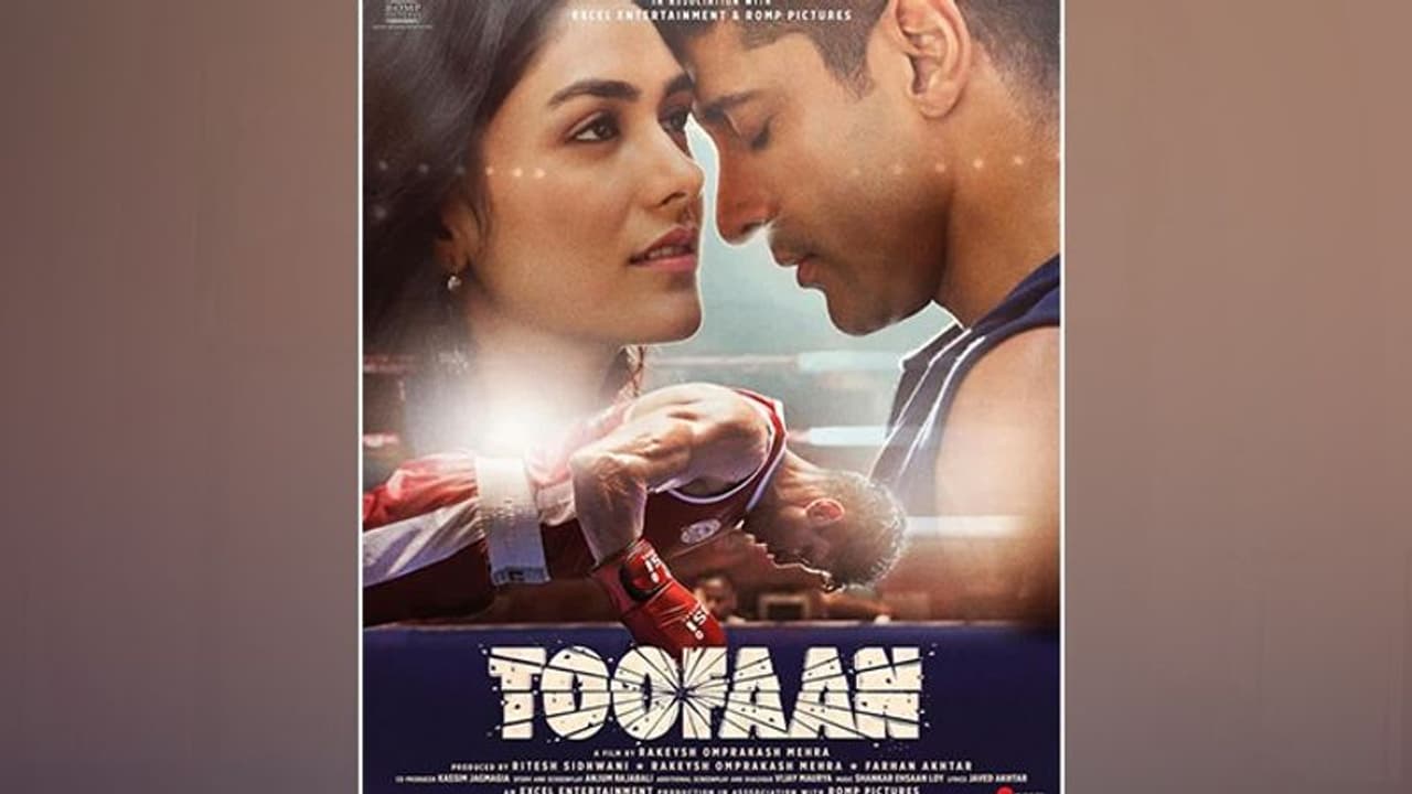 Farhan Akhtar starrer Toofan unveils its new poster; fans can't keep calm Farhan Akhtar starrer Toofan unveils its new poster; fans can't keep calm