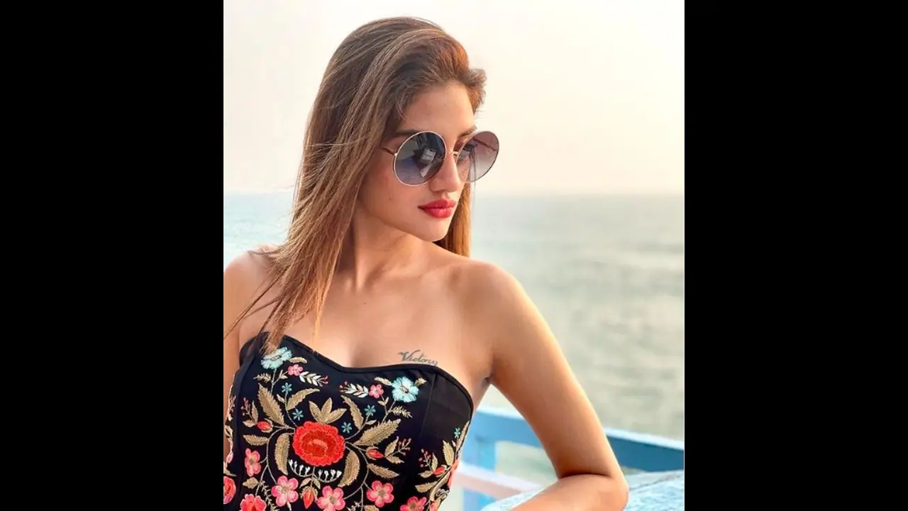 বসিরহাটে সেফ হোম, বিতর্ক এরিয়ে কোভিড পরিস্থিতিতে তৎপর নুসরত বসিরহাটে সেফ হোম, বিতর্ক এরিয়ে কোভিড পরিস্থিতিতে তৎপর নুসরত