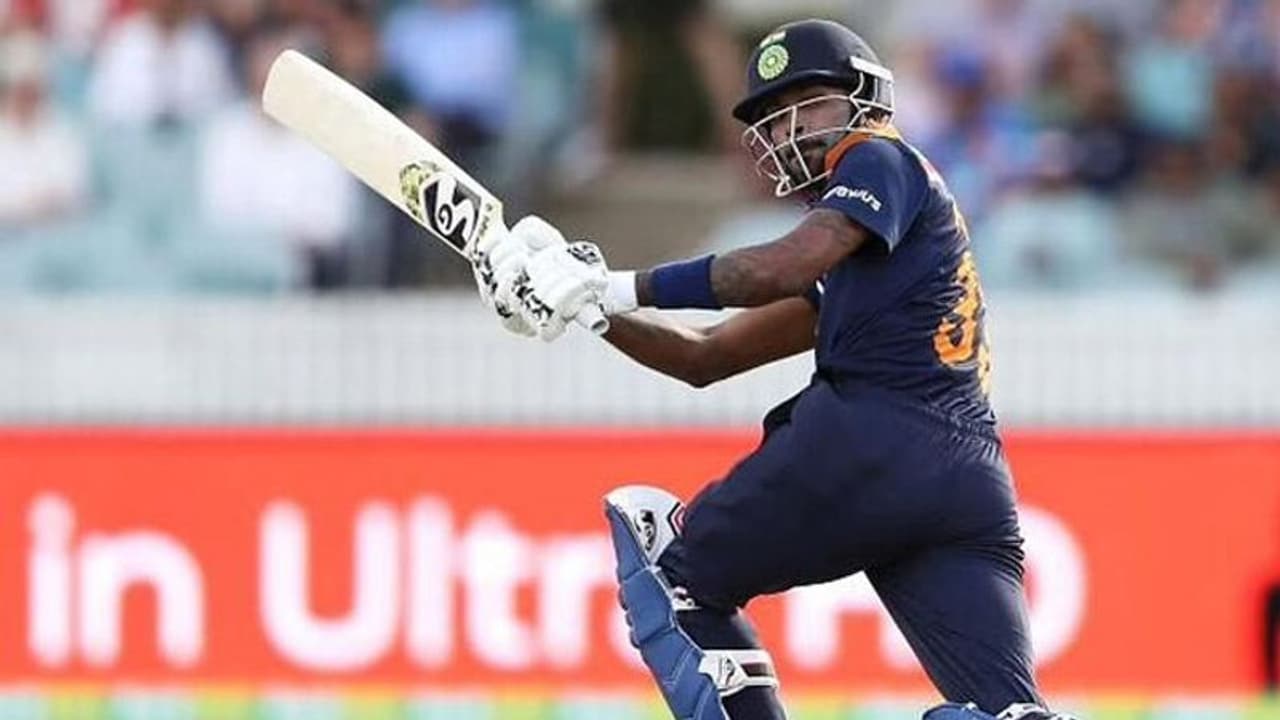 T20 : इंडिया ने 7 विकेट पर बनाए 124 रन, इंग्लैंड ने 27 गेंद पहले ही जीता मैच T20 : इंडिया ने 7 विकेट पर बनाए 124 रन, इंग्लैंड ने 27 गेंद पहले ही जीता मैच