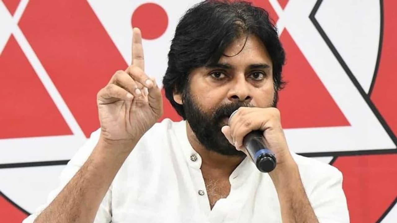 పొత్తు ధర్మానికి తూట్లు: పవన్ కల్యాణ్ మీద తెలంగాణ బిజెపి సీరియస్ పొత్తు ధర్మానికి తూట్లు: పవన్ కల్యాణ్ మీద తెలంగాణ బిజెపి సీరియస్