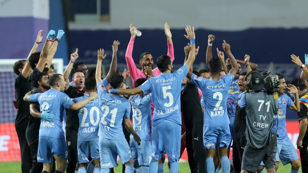 ATK ಮೋಹನ್ ಬಗಾನ್ ಮಣಿಸಿ ಚೊಚ್ಚಲ ISL ಚಾಂಪಿಯನ್ ಪಟ್ಟ ಗೆದ್ದ ಮುಂಬೈ ಸಿಟಿ! ATK ಮೋಹನ್ ಬಗಾನ್ ಮಣಿಸಿ ಚೊಚ್ಚಲ ISL ಚಾಂಪಿಯನ್ ಪಟ್ಟ ಗೆದ್ದ ಮುಂಬೈ ಸಿಟಿ!