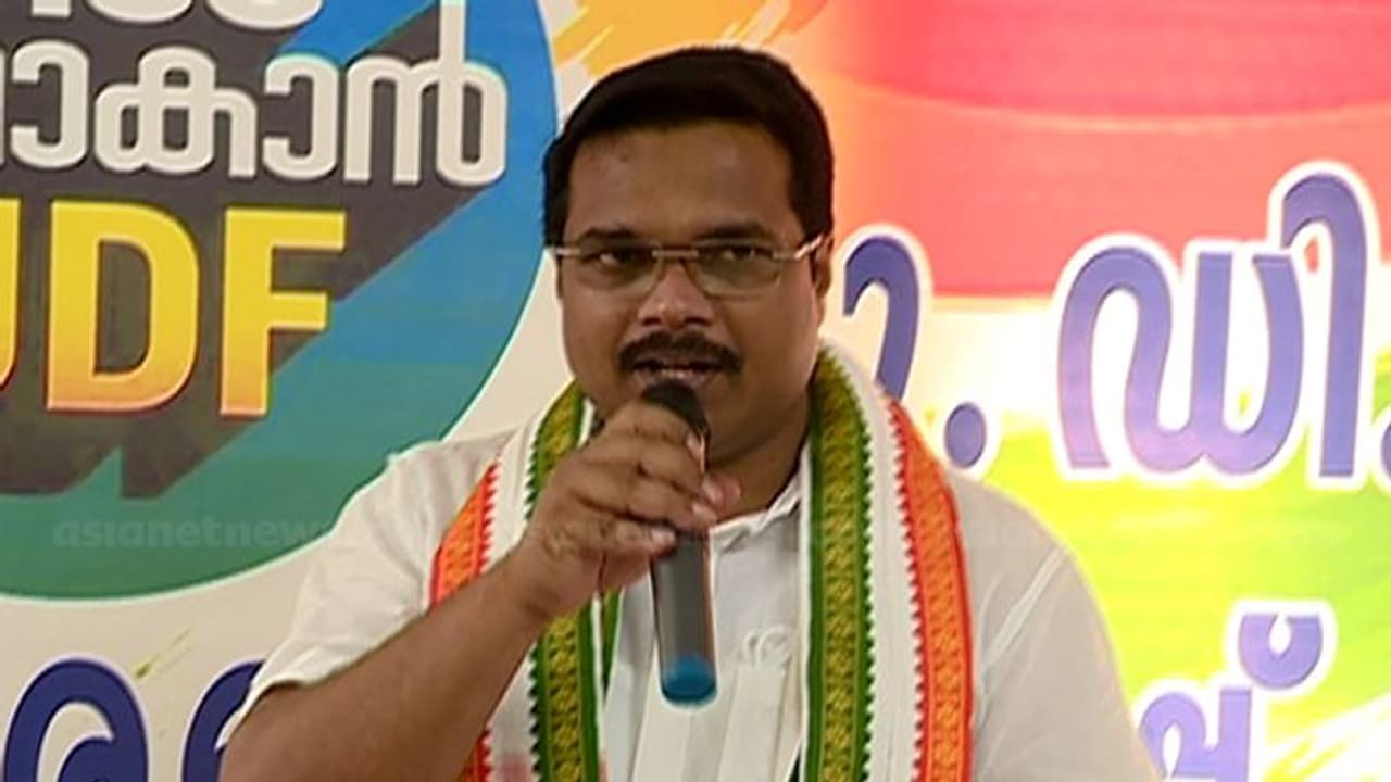 കളമശ്ശേരിയിൽ ഇബ്രാഹിംകുഞ്ഞിന്റെ മകന് സീറ്റ് നൽകിയതിനെതിരെ ലീഗ് പ്രാദേശിക നേതൃത്വം കളമശ്ശേരിയിൽ ഇബ്രാഹിംകുഞ്ഞിന്റെ മകന് സീറ്റ് നൽകിയതിനെതിരെ ലീഗ് പ്രാദേശിക നേതൃത്വം