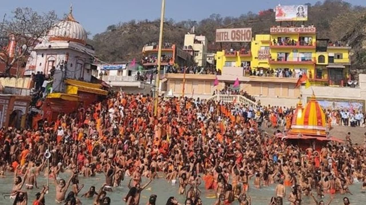 ಕೊರೋನಾ ಆತಂಕದ ಮಧ್ಯೆ ಹರಿದ್ವಾರ ಕುಂಭಮೇಳ!