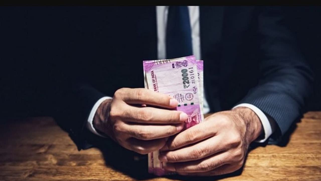 നിക്ഷേപത്തിന് ഇനി ഉയർന്ന വരുമാനം; എഫ്ഡി പലിശനിരക്ക് വർധിപ്പിച്ച് പിഎൻബി നിക്ഷേപത്തിന് ഇനി ഉയർന്ന വരുമാനം; എഫ്ഡി പലിശനിരക്ക് വർധിപ്പിച്ച് പിഎൻബി