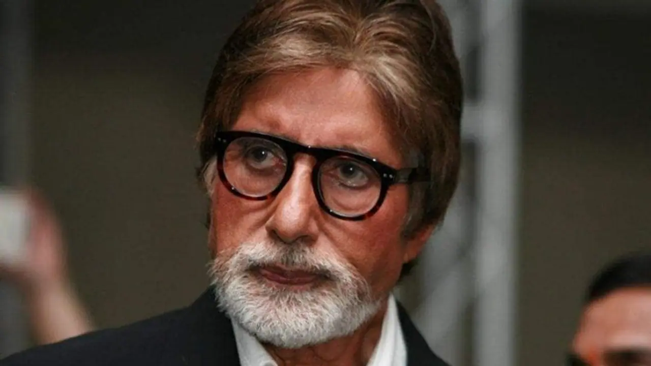 Amitabh Bacchan की दूसरी आंख की भी हुई सर्जरी, बिग बी बोले दुनिया और खूबसूरत दिख रही है Amitabh Bacchan की दूसरी आंख की भी हुई सर्जरी, बिग बी बोले दुनिया और खूबसूरत दिख रही है