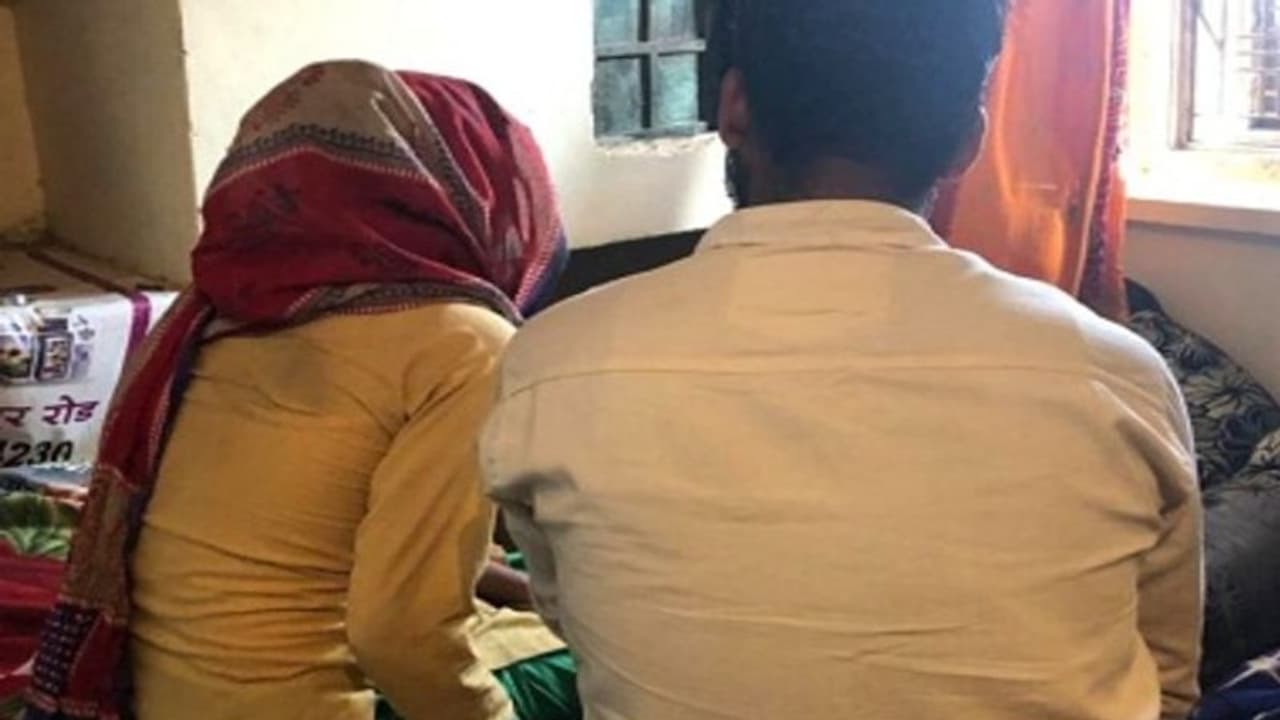 पति के सामने Ex हसबैंड ने किया पत्नी का गैंगरेप, राजस्थान में जानवरों की तरह महिला पर टूट पड़े हैवान