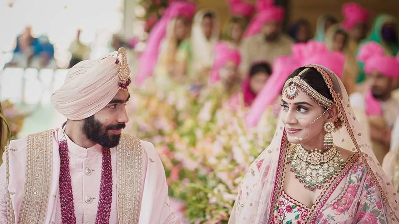 Jasprit Bumrah Sanjana Ganesan wedding: New pictures and videos are out Jasprit Bumrah Sanjana Ganesan wedding: New pictures and videos are out