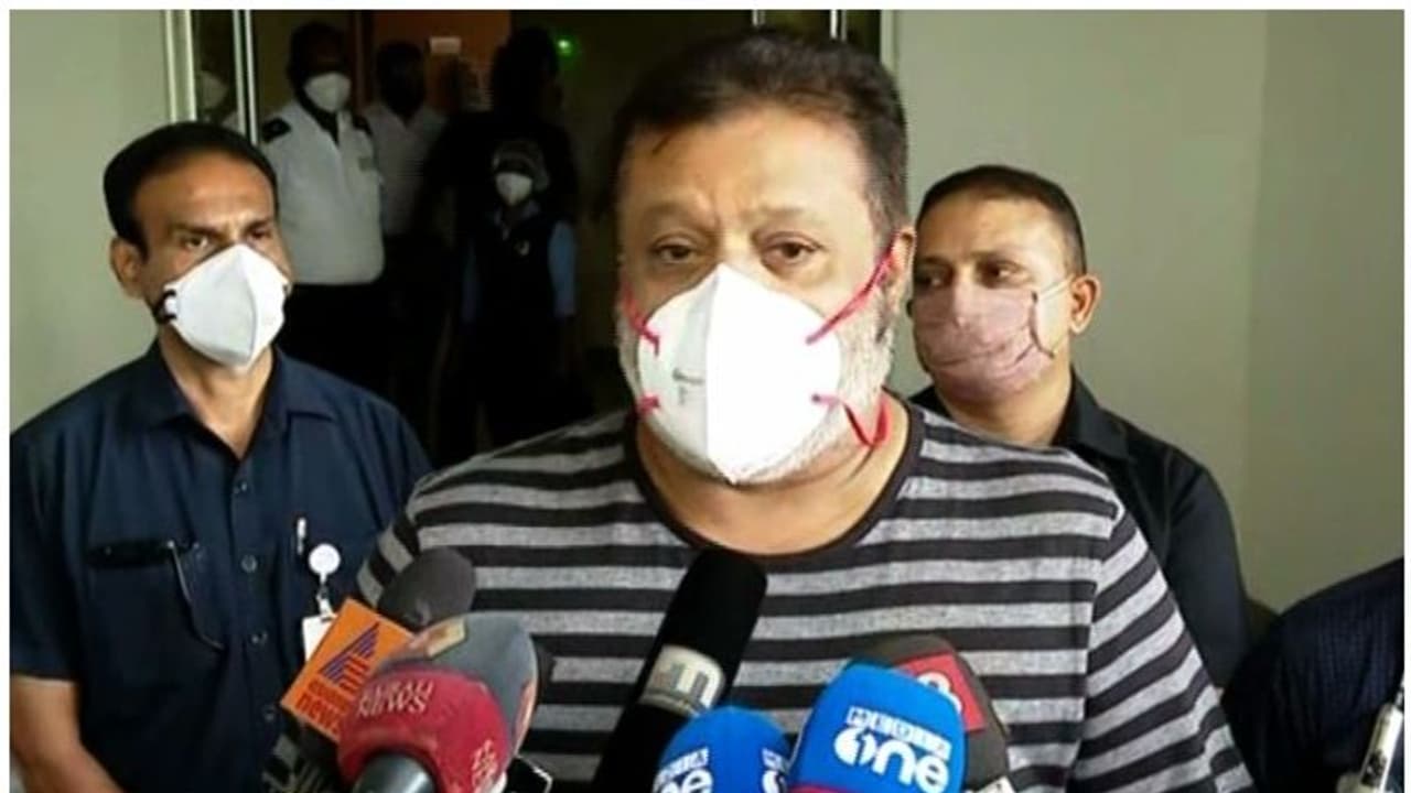 സുരേഷ് ഗോപി ആശുപത്രി വിട്ടു, തൃശൂരിലുള്ളത് വിജയസാധ്യതയല്ല മത്സര സാധ്യതയെന്ന് പ്രതികരണം