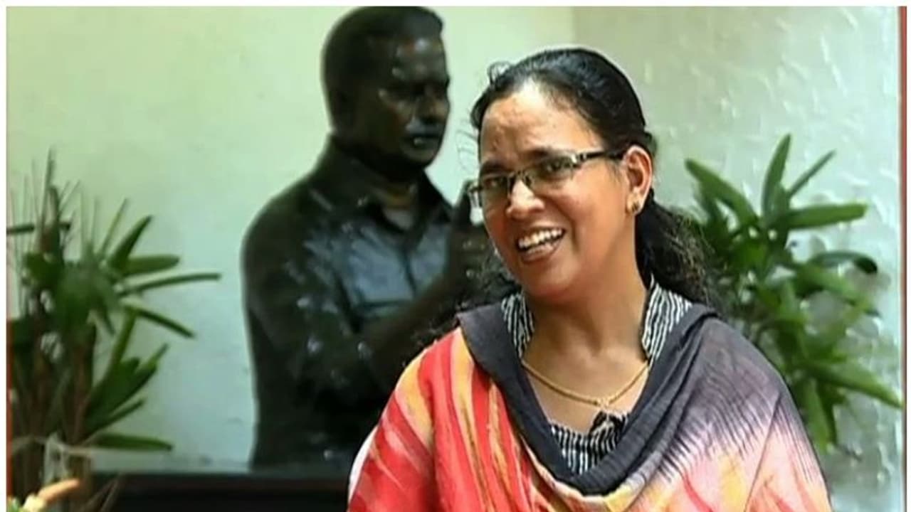 വടകരയിൽ ആർഎംപി സ്ഥാനാർത്ഥി കെ കെ രമ തന്നെ; യുഡിഎഫ് പിന്തുണയോടെ മത്സരിക്കും വടകരയിൽ ആർഎംപി സ്ഥാനാർത്ഥി കെ കെ രമ തന്നെ; യുഡിഎഫ് പിന്തുണയോടെ മത്സരിക്കും