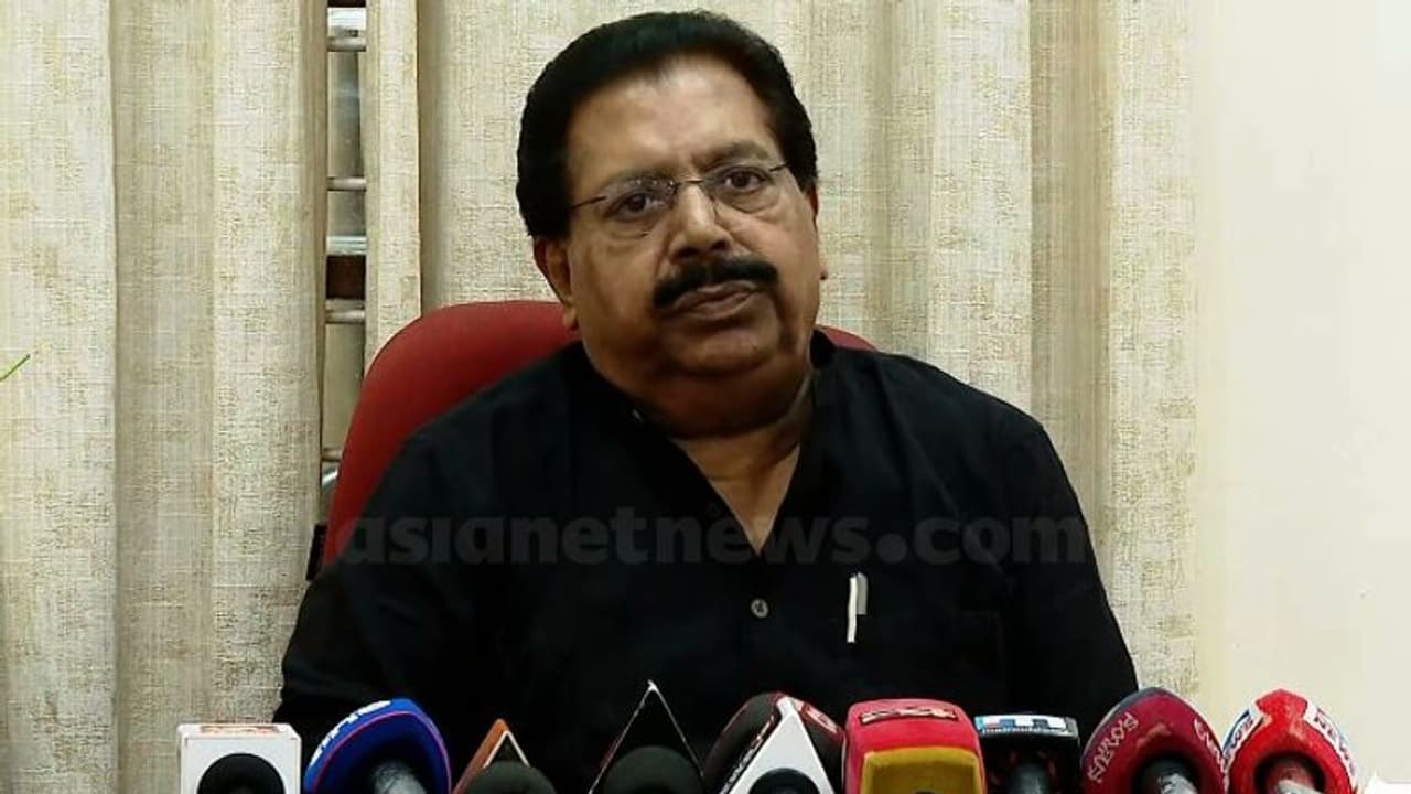 എൻസിപിയിൽ പൊട്ടിത്തെറി; അധ്യക്ഷ സ്ഥാനം രാജിവച്ച് പിസി ചാക്കോ, പടിയിറക്കം മന്ത്രിമാറ്റ നീക്കം പാളിയതോടെ