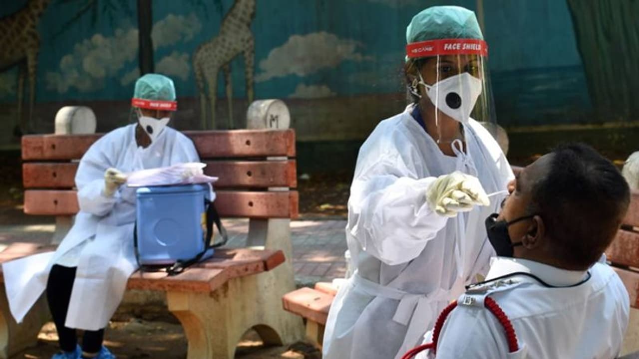 తూ.గోలో అత్యధికం,ఏపీలో పెరుగుతున్న కేసులు: మొత్తం 8,94,536కి చేరిక తూ.గోలో అత్యధికం,ఏపీలో పెరుగుతున్న కేసులు: మొత్తం 8,94,536కి చేరిక