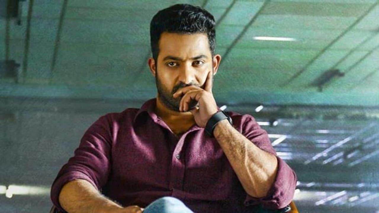 ఎన్టీఆర్ 31... సోషల్ మీడియాలో ట్రెండ్ అవుతున్న హాట్ న్యూస్ ఎన్టీఆర్ 31... సోషల్ మీడియాలో ట్రెండ్ అవుతున్న హాట్ న్యూస్