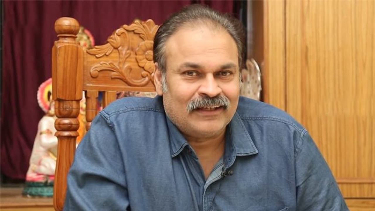 పవనే సీఎం.. జనసేన కిందే టీడీపీ పని చేయాలి: నాగబాబు ఆసక్తికర వ్యాఖ్యలు పవనే సీఎం.. జనసేన కిందే టీడీపీ పని చేయాలి: నాగబాబు ఆసక్తికర వ్యాఖ్యలు