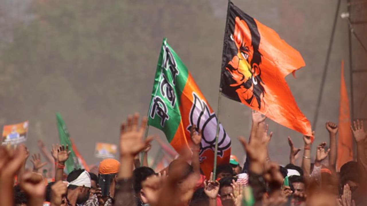 സ്ഥാനാർത്ഥി പട്ടിക പ്രഖ്യാപിച്ചു; ബംഗാൾ ബിജെപിയിൽ വ്യാപക പ്രതിഷേധം സ്ഥാനാർത്ഥി പട്ടിക പ്രഖ്യാപിച്ചു; ബംഗാൾ ബിജെപിയിൽ വ്യാപക പ്രതിഷേധം