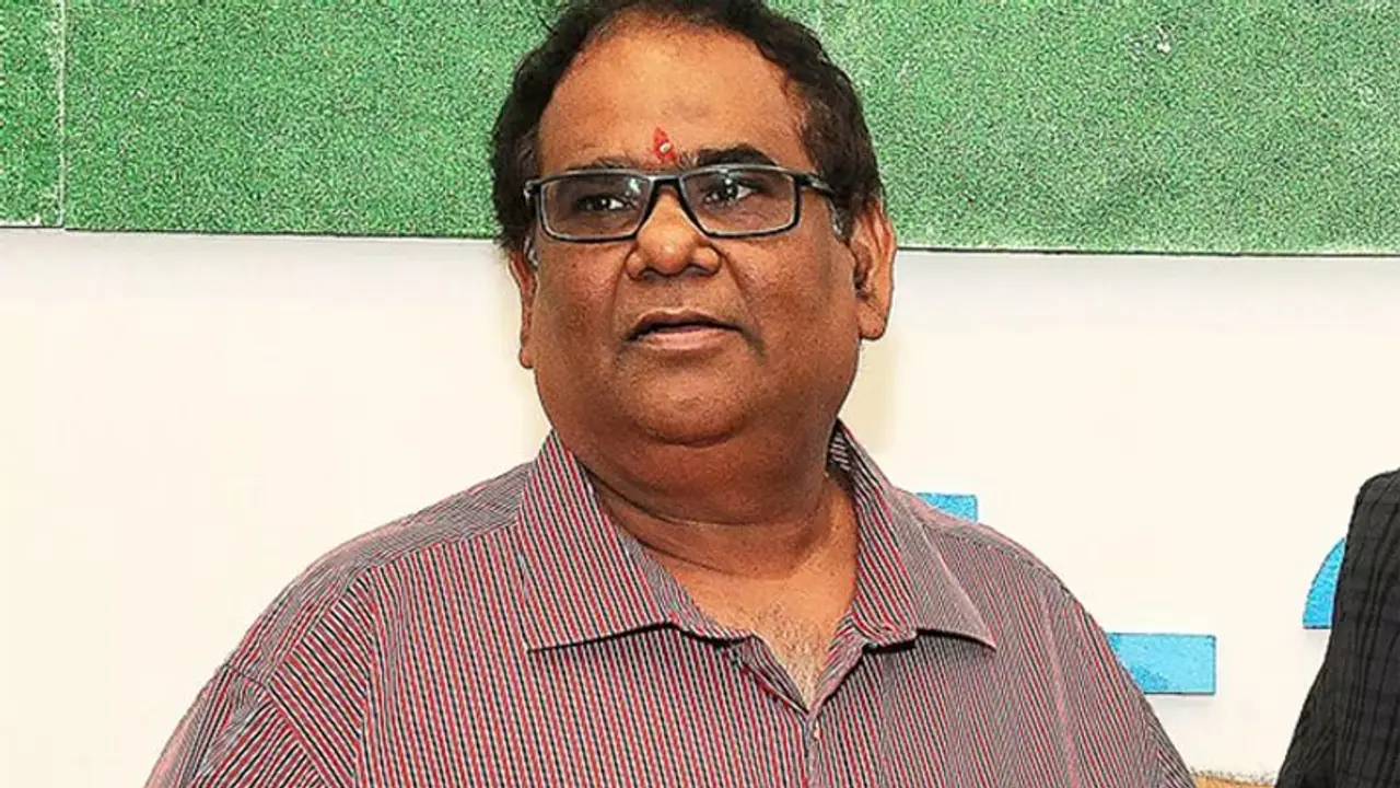 अब सतीश कौशिक भी हुए कोरोना पॉजिटिव, घर में होना पड़ा क्वारंटीन अब सतीश कौशिक भी हुए कोरोना पॉजिटिव, घर में होना पड़ा क्वारंटीन