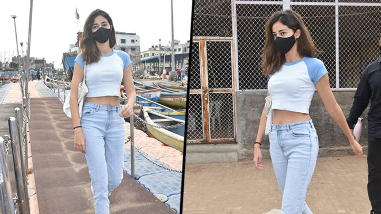 Ananya Panday's crop top and trouser combo is perfect for the summer Ananya Panday's crop top and trouser combo is perfect for the summer