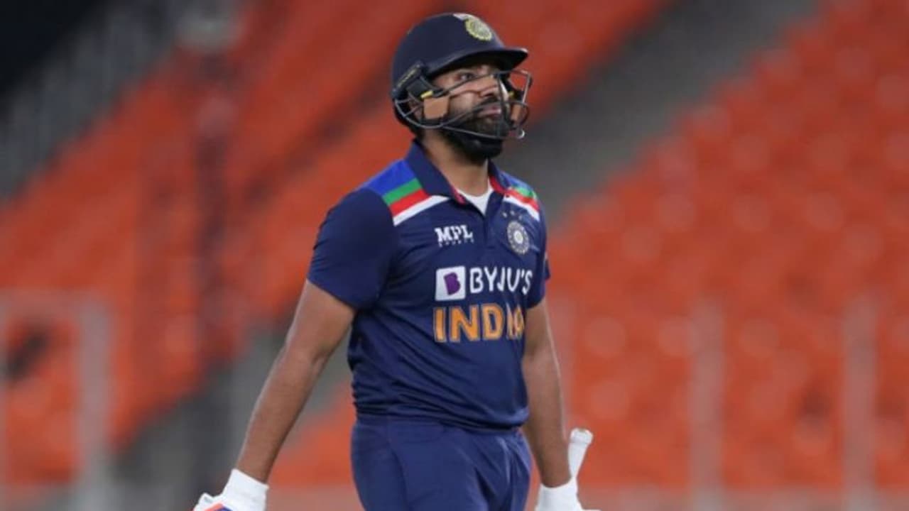 രോഹിത് ഗോള്‍ഡന്‍ ഡക്ക്, നാണക്കേടിന്‍റെ റെക്കോര്‍ഡ്; നിരാശപ്പെടുത്തി വീണ്ടും സൂര്യകുമാര്‍