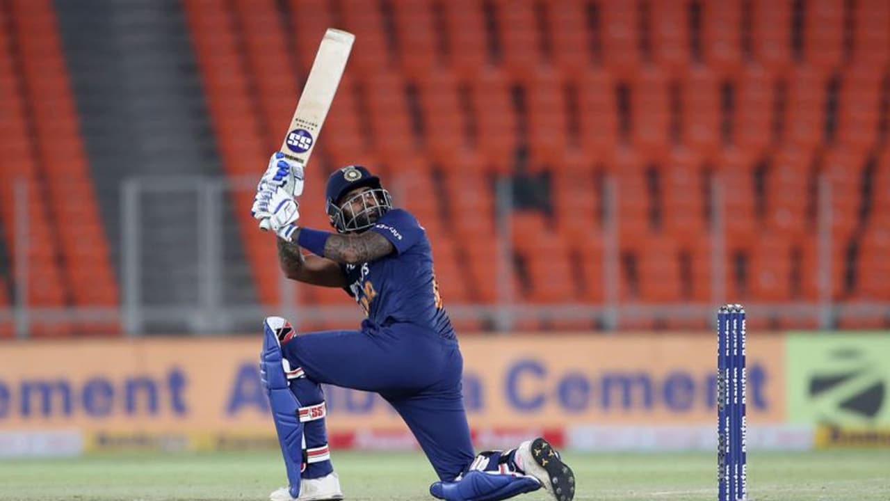 'নটরাজ ফ্লিক' এই অদ্ভূত শট কোথা থেকে শিখলেন, রহস্যফাঁস করলেন সূর্যকুমার যাদব