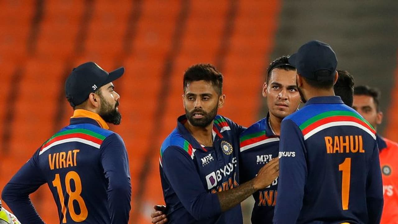 ಟಾಸ್ ಸೋತವನೂ ಬಾಸ್; 4ನೇ T20 ಗೆಲುವಿನ ಜೊತೆಗೆ ಟೀಕೆಗೆ ಉತ್ತರ ನೀಡಿದ ಭಾರತ! ಟಾಸ್ ಸೋತವನೂ ಬಾಸ್; 4ನೇ T20 ಗೆಲುವಿನ ಜೊತೆಗೆ ಟೀಕೆಗೆ ಉತ್ತರ ನೀಡಿದ ಭಾರತ!