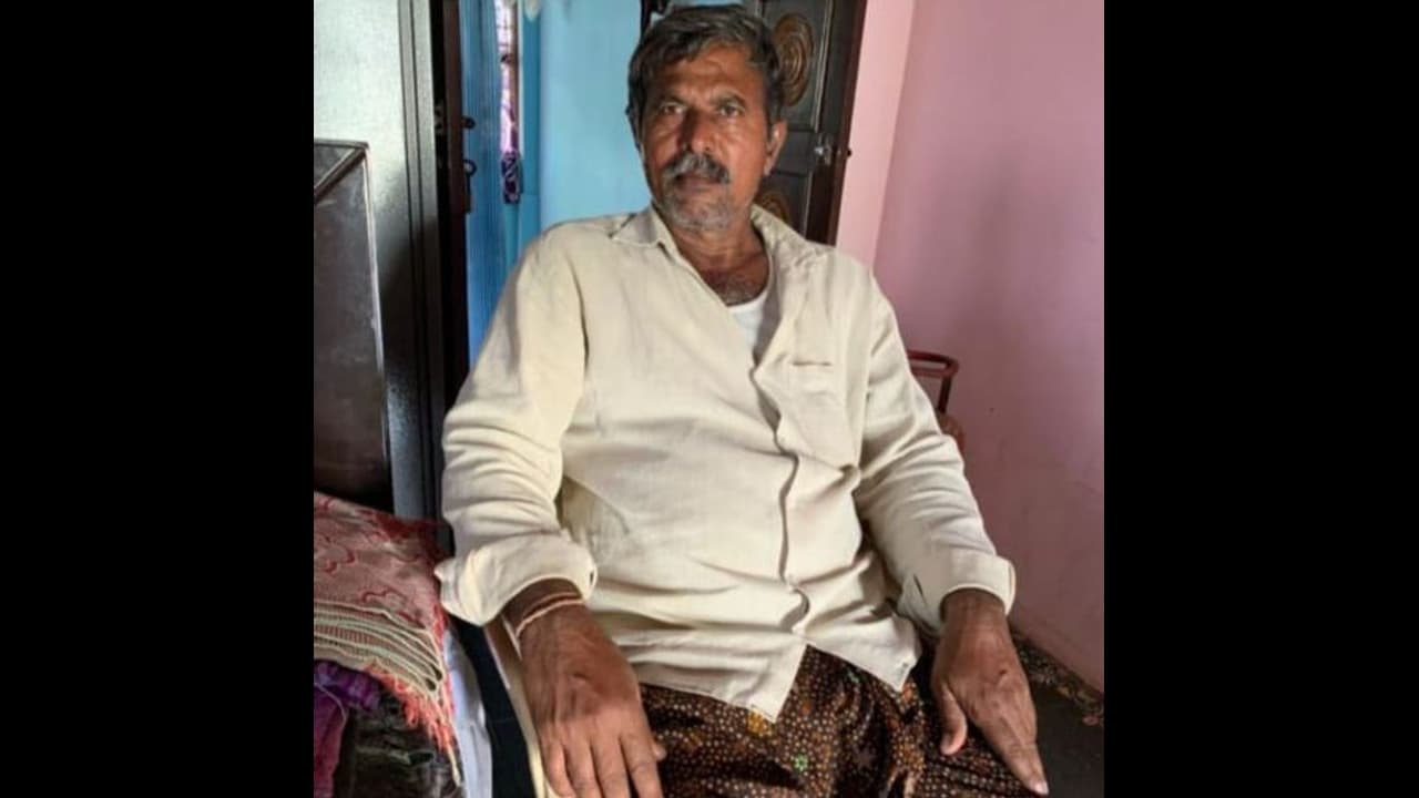 వైసిపి మూకల దాడిలో టిడిపి కార్యకర్త మృతి..: లోకేష్ ఆవేదన వైసిపి మూకల దాడిలో టిడిపి కార్యకర్త మృతి..: లోకేష్ ఆవేదన