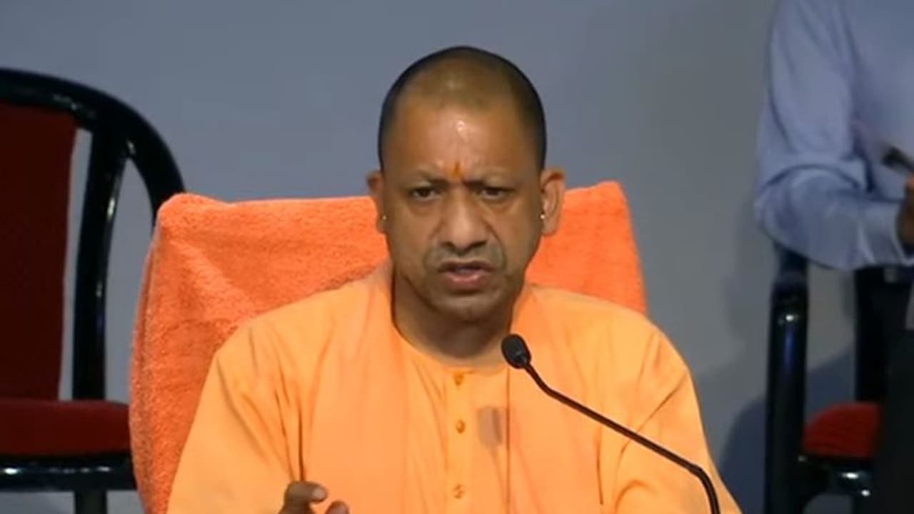 ಕೊರೋನಾ ಭೀತಿ; ಲಾಕ್ಡೌನ್ ಕುರಿತು ಸಿಎಂ ಯೋಗಿ ಆದಿತ್ಯನಾಥ್ ನಿರ್ಧಾರ! ಕೊರೋನಾ ಭೀತಿ; ಲಾಕ್ಡೌನ್ ಕುರಿತು ಸಿಎಂ ಯೋಗಿ ಆದಿತ್ಯನಾಥ್ ನಿರ್ಧಾರ!