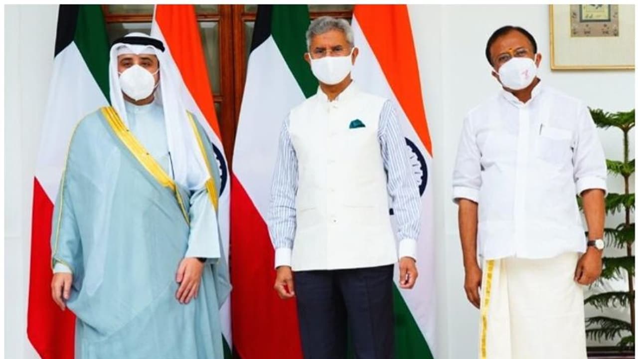 സഹകരണം ശക്തിപ്പെടുത്താനൊരുങ്ങി ഇന്ത്യയും കുവൈത്തും; സംയുക്ത കമ്മീഷന് രൂപീകരിക്കും സഹകരണം ശക്തിപ്പെടുത്താനൊരുങ്ങി ഇന്ത്യയും കുവൈത്തും; സംയുക്ത കമ്മീഷന് രൂപീകരിക്കും