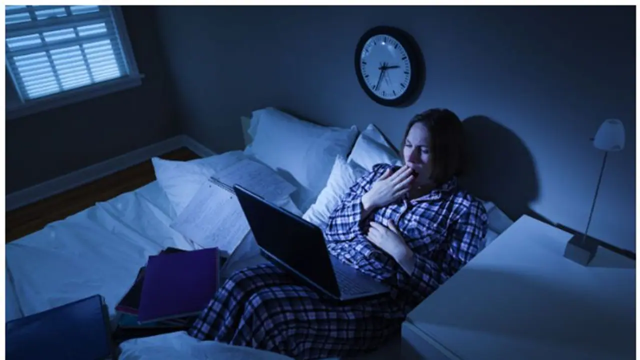 রাতে চোখে ঘুম নেই, সকালে বসে যাচ্ছে চোখের কোল, এবার পাঁচ সমাধানে চটজলদি মিলবে ঘুম