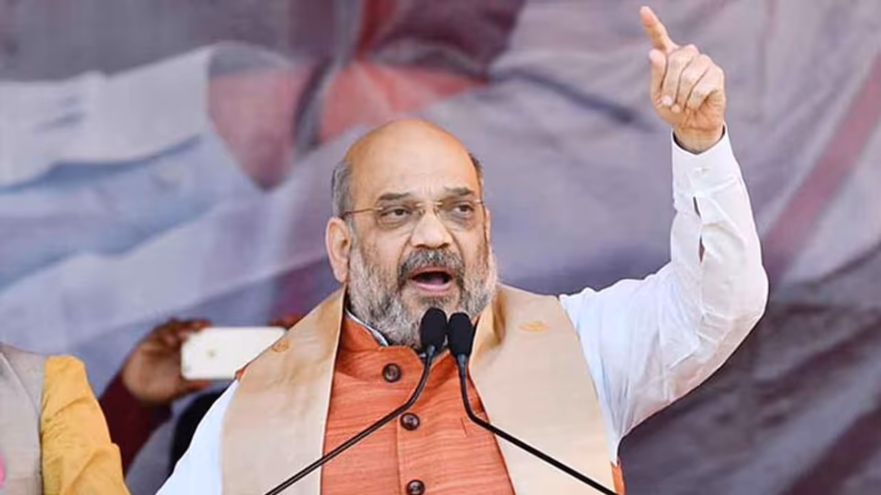 இது தான் அமித் ஷா வியூகம்..! திமுக வேட்பாளர்களை மூச்சு முட்ட வைக்கும் பாஜக..! அலறும் அறிவாலயம்..! இது தான் அமித் ஷா வியூகம்..! திமுக வேட்பாளர்களை மூச்சு முட்ட வைக்கும் பாஜக..! அலறும் அறிவாலயம்..!