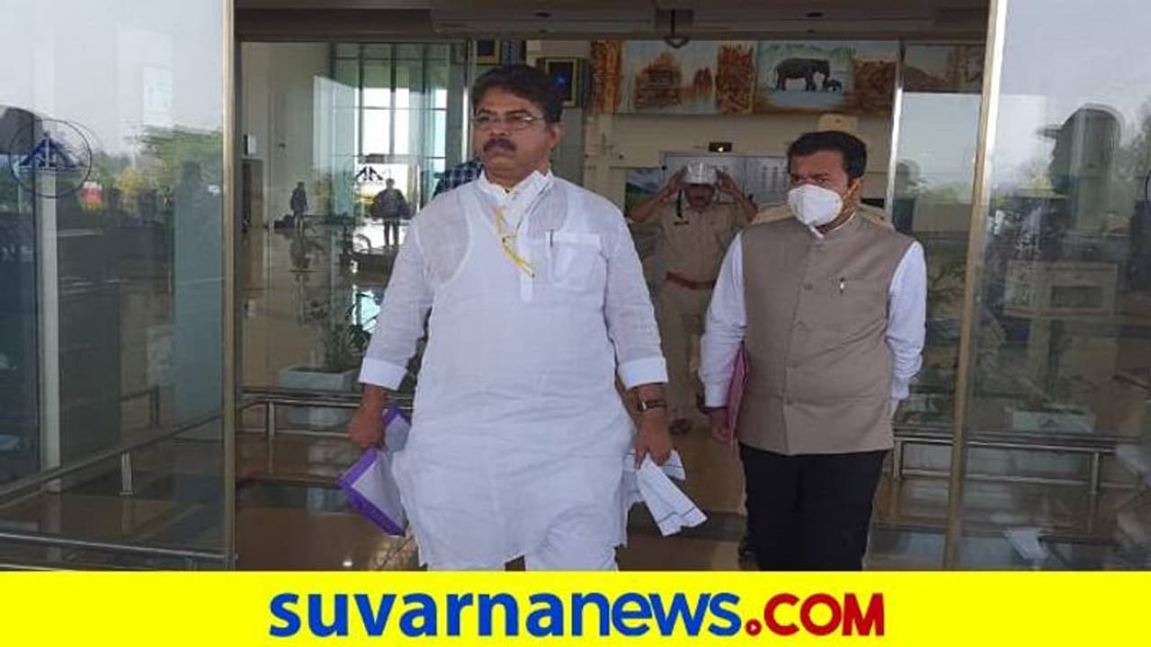 ಶಿವಸೇನೆ ನಿಷೇಧ: ಕಾನೂನು ಅವಕಾಶದ ಬಗ್ಗೆ ಪರಿಶೀಲನೆ, ಅಶೋಕ್ ಶಿವಸೇನೆ ನಿಷೇಧ: ಕಾನೂನು ಅವಕಾಶದ ಬಗ್ಗೆ ಪರಿಶೀಲನೆ, ಅಶೋಕ್