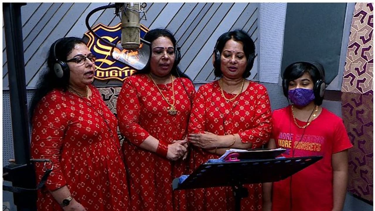 ജനഹൃദയപക്ഷമായി....; എൽഡിഎഫിനായി തെരഞ്ഞെടുപ്പ് പ്രചാരണ ഗാനം പാടി ശോഭനാ ജോർജ് ജനഹൃദയപക്ഷമായി....; എൽഡിഎഫിനായി തെരഞ്ഞെടുപ്പ് പ്രചാരണ ഗാനം പാടി ശോഭനാ ജോർജ്