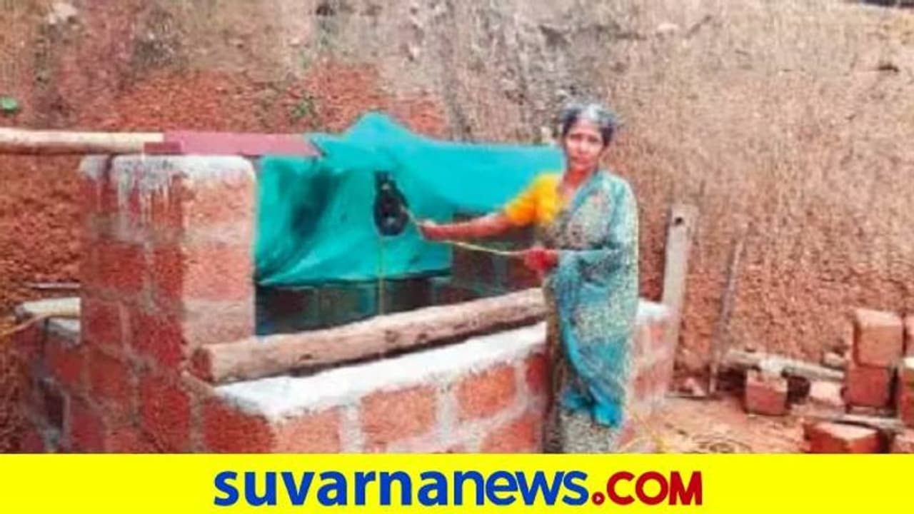 ಶಿರಸಿ: ಲಾಕ್ಡೌನ್ದಲ್ಲಿ ಮತ್ತೊಂದು ಬಾವಿ ತೋಡಿದ ಗೌರಿ..! ಶಿರಸಿ: ಲಾಕ್ಡೌನ್ದಲ್ಲಿ ಮತ್ತೊಂದು ಬಾವಿ ತೋಡಿದ ಗೌರಿ..!