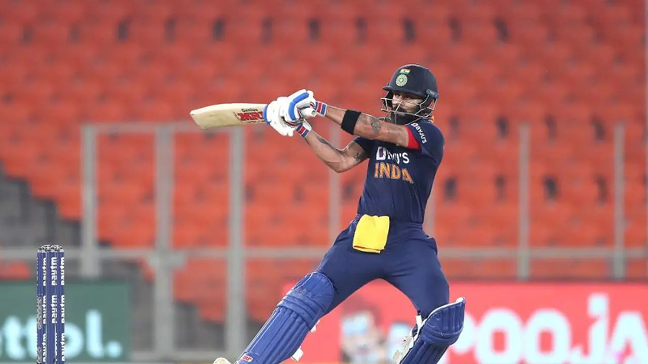 IPL 2021: Watch Virat Kohli join Royal Challengers Bangalore for practice session after finishing quarantine