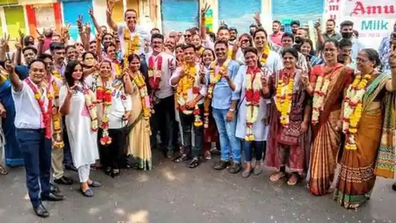Goa municipal election: गोवा निकाय चुनाव में BJP ने 6 में से 5 काउंसिल जीतीं, पीएम ने जताया आभार Goa municipal election: गोवा निकाय चुनाव में BJP ने 6 में से 5 काउंसिल जीतीं, पीएम ने जताया आभार