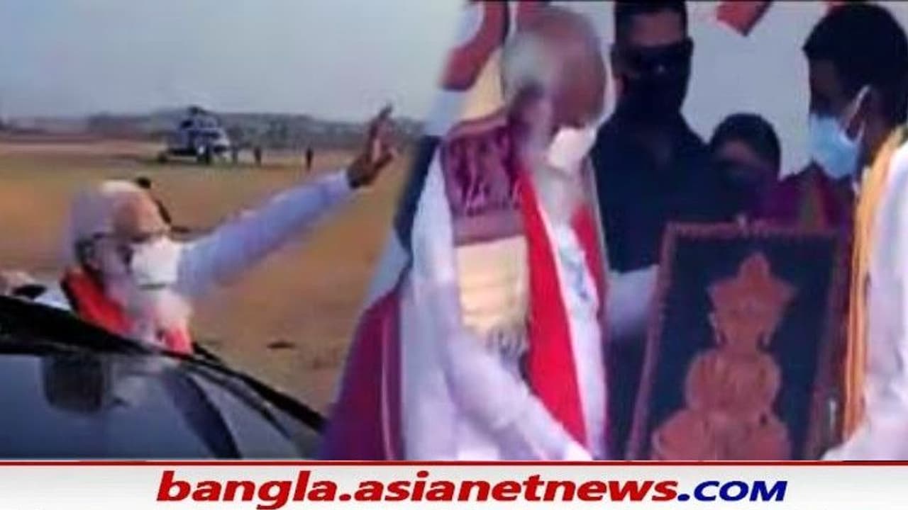 কী এমন ঘটল বাঁকুড়ায় মোদীর সভায়, আবেগে ভেসে প্রধানমন্ত্রী শেয়ার করলেন ভিডিও