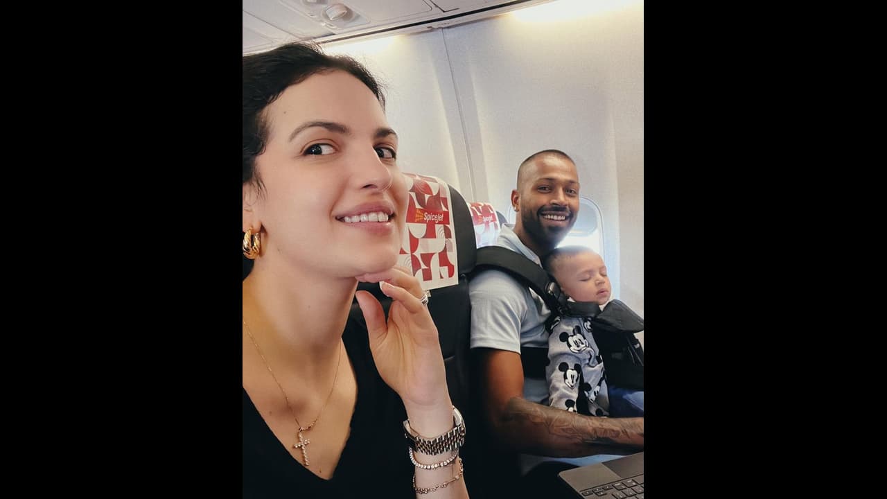 Hardik Pandya, wife Natasa Stankovic, son Agastya take up Don't Rush Challenge (Watch video) Hardik Pandya, wife Natasa Stankovic, son Agastya take up Don't Rush Challenge (Watch video)