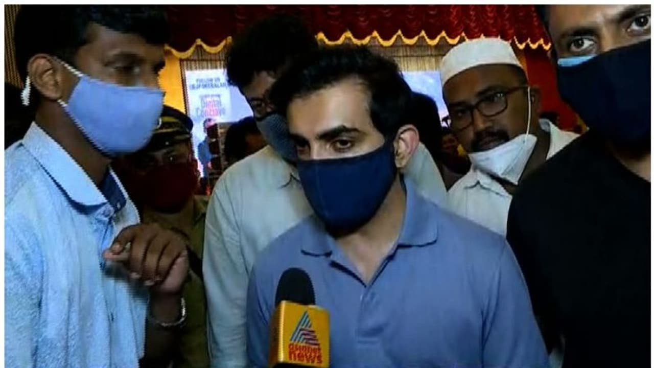 'ശബരിമല വിശ്വാസികളുടെ വികാരത്തിനേറ്റ പ്രഹരം', സർക്കാർ മറുപടി പറയേണ്ടി വരുമെന്ന് ഗൗതം ഗംഭീർ 'ശബരിമല വിശ്വാസികളുടെ വികാരത്തിനേറ്റ പ്രഹരം', സർക്കാർ മറുപടി പറയേണ്ടി വരുമെന്ന് ഗൗതം ഗംഭീർ