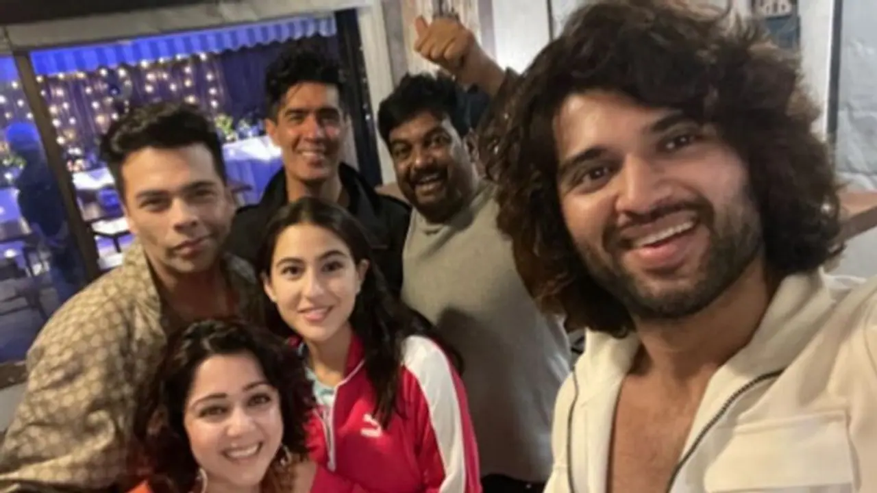 Is something cooking between Sara Ali Khan Vijay Deverakonda? Actress was seen partying with South superstar Is something cooking between Sara Ali Khan Vijay Deverakonda? Actress was seen partying with South superstar