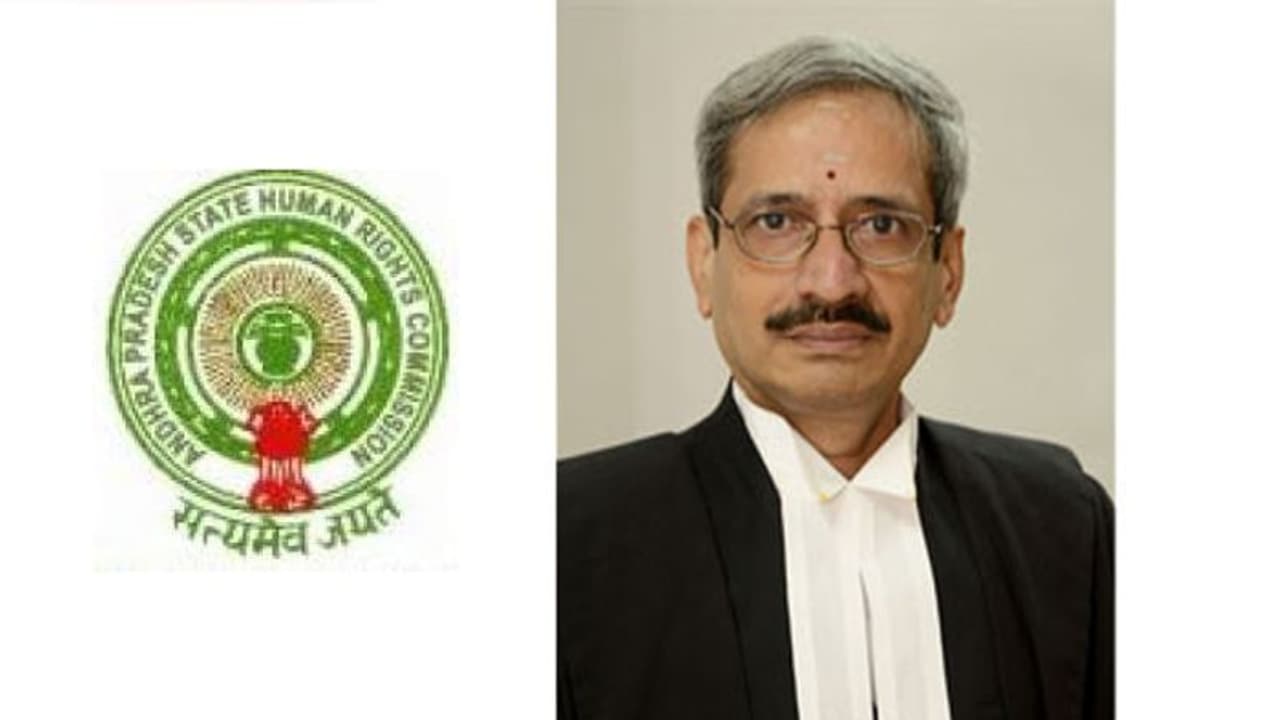 ఏపీ మానవ హక్కుల ఛైర్మన్గా బాధ్యతలు స్వీకరించిన జస్టిస్ సీతారామమూర్తి ఏపీ మానవ హక్కుల ఛైర్మన్గా బాధ్యతలు స్వీకరించిన జస్టిస్ సీతారామమూర్తి