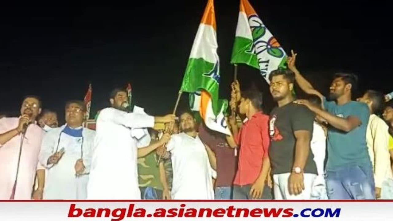 ভোটের ঠিক আগে হলদিয়ার শক্তিবৃদ্ধি তৃণমূলের, যুব নেতার উদ্যোগে ভাঙ্গন গেরুয়া শিবিরে ভোটের ঠিক আগে হলদিয়ার শক্তিবৃদ্ধি তৃণমূলের, যুব নেতার উদ্যোগে ভাঙ্গন গেরুয়া শিবিরে