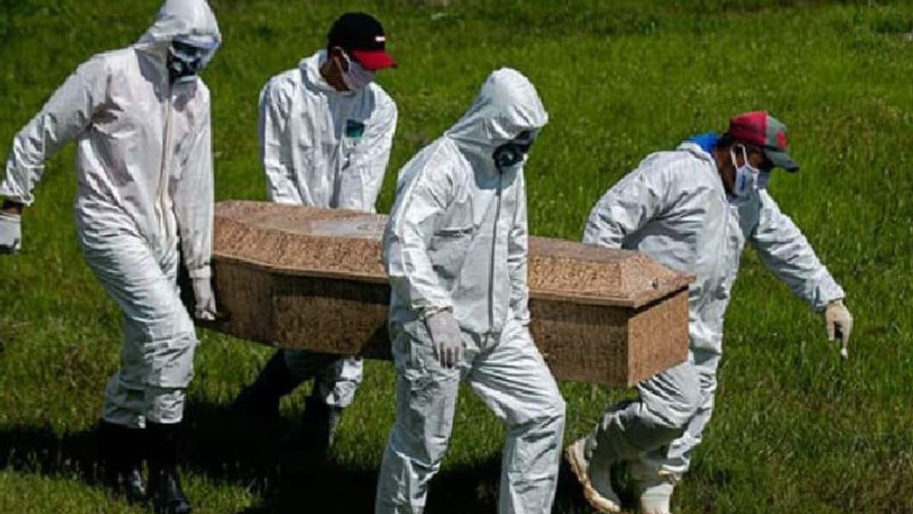 ബ്രസീലില്‍ കൊവിഡ് മരണം മൂന്ന് ലക്ഷം കടന്നു; അവസ്ഥ മോശമെന്ന് റിപ്പോര്‍ട്ടുകള്‍...