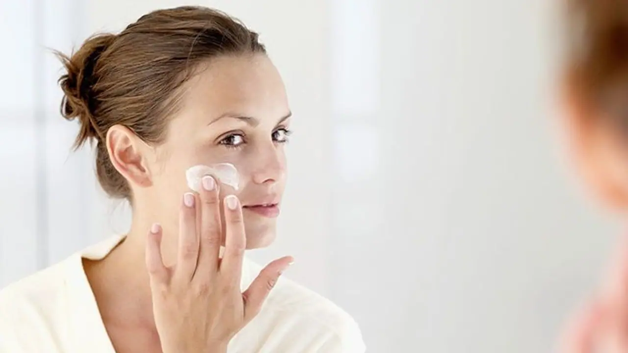 রইল কয়টি উপকরণের হদিশ, যেগুলো ত্বকে সরাসরি ব্যবহার দূর হবে ট্যানের সমস্যা রইল কয়টি উপকরণের হদিশ, যেগুলো ত্বকে সরাসরি ব্যবহার দূর হবে ট্যানের সমস্যা