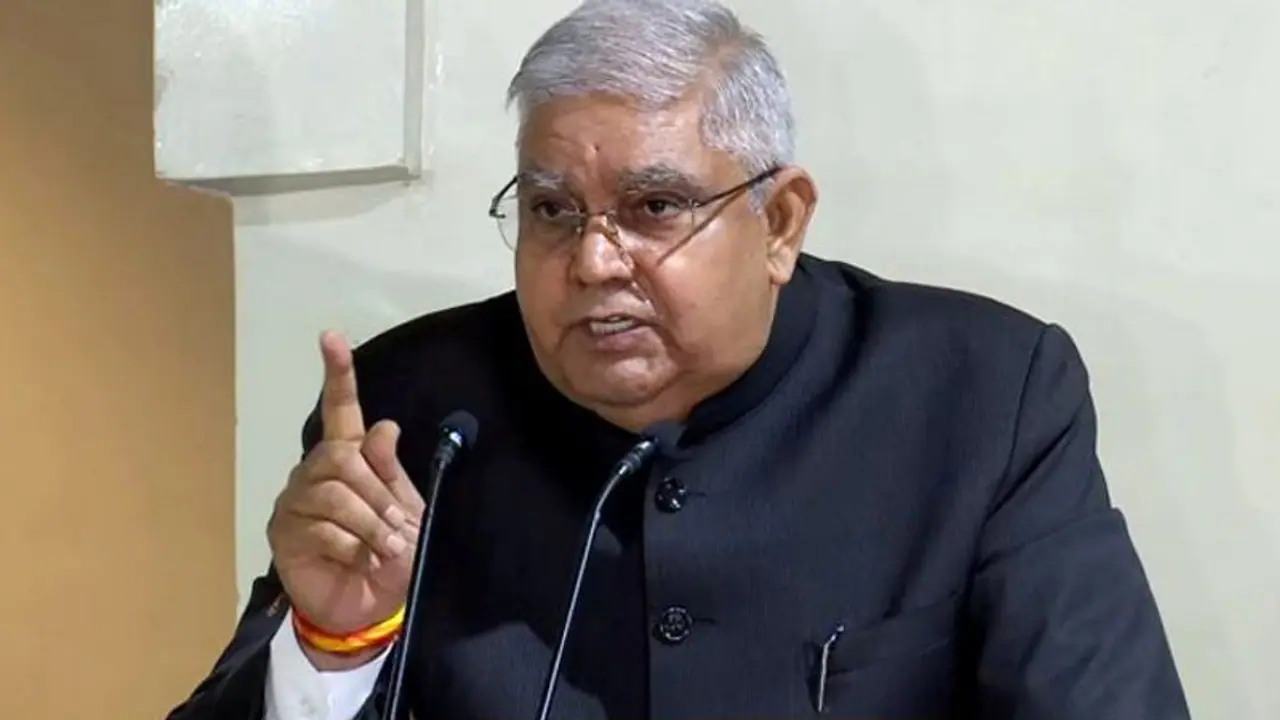 "আঙ্কেলজি আপনি গেলেই রাজ্যের উদ্বেগজনক পরিস্থিতির উন্নতি হবে", রাজ্যপালকে খোঁচা মহুয়ার "আঙ্কেলজি আপনি গেলেই রাজ্যের উদ্বেগজনক পরিস্থিতির উন্নতি হবে", রাজ্যপালকে খোঁচা মহুয়ার